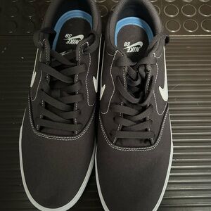 Nike SB Black and White Sneakers